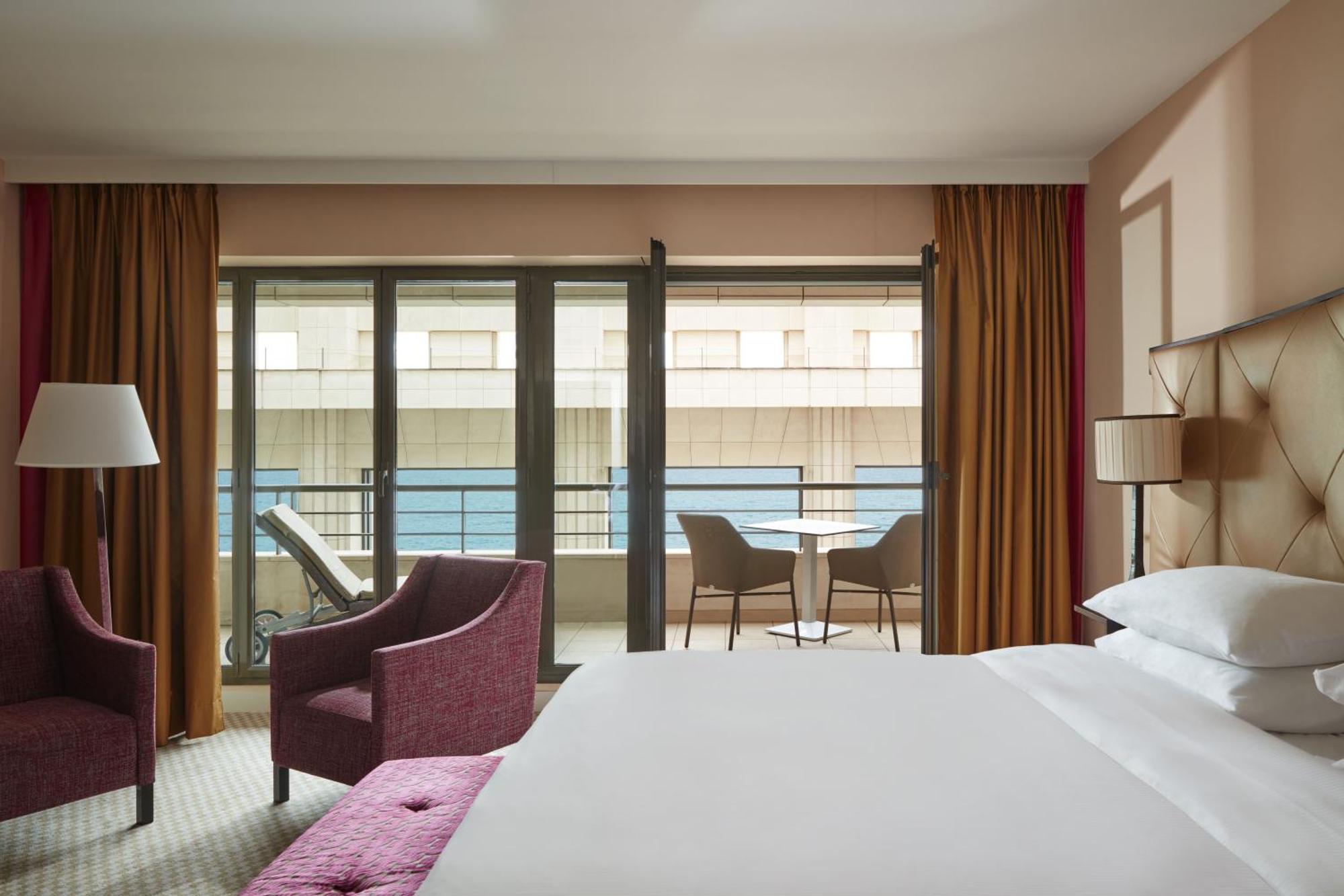 Hyatt Regency Nice Palais De La Mediterranee Exterior photo Deluxe room